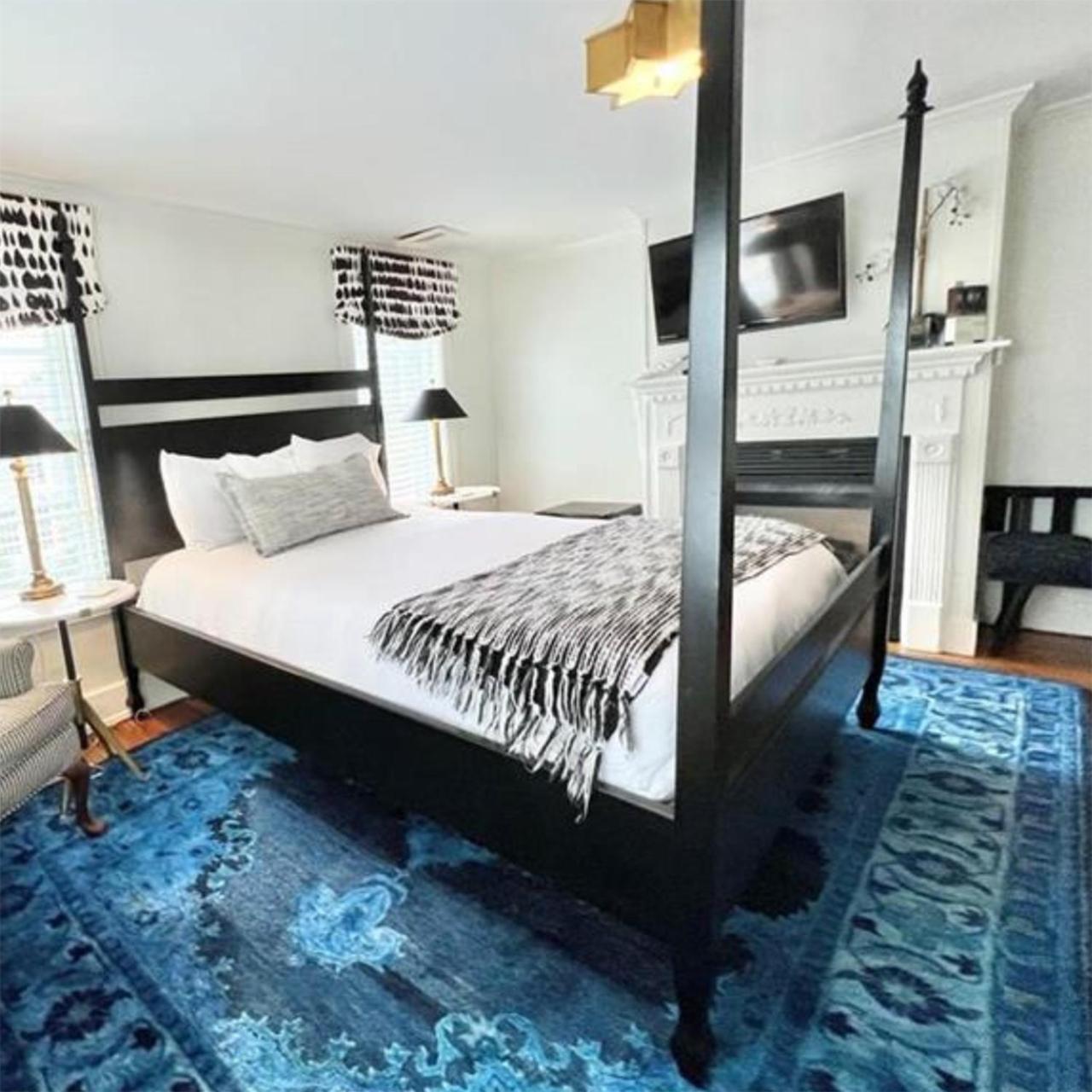 James Pharmacy Bed And Breakfast โอลด์เซย์บรูค ภายนอก รูปภาพ