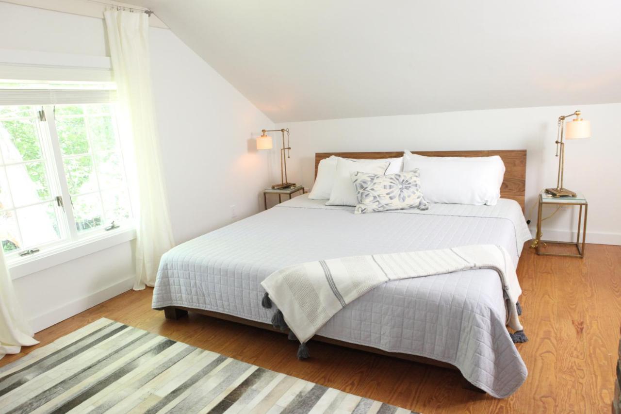 James Pharmacy Bed And Breakfast โอลด์เซย์บรูค ภายนอก รูปภาพ