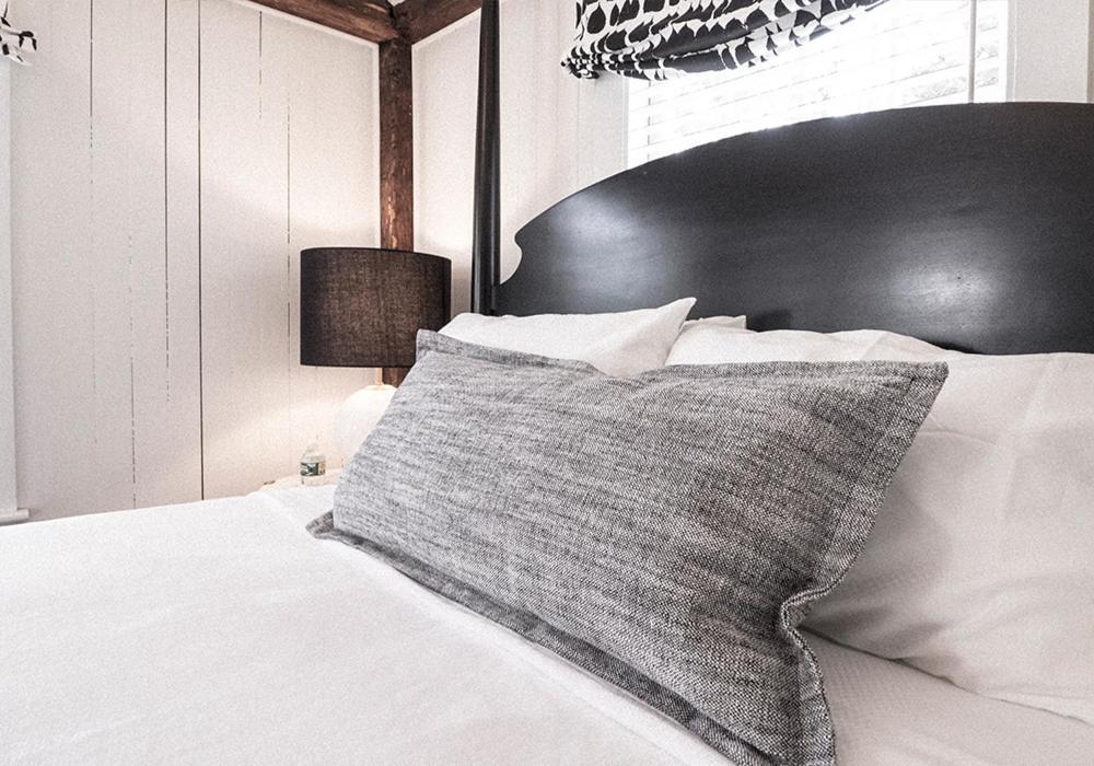 James Pharmacy Bed And Breakfast โอลด์เซย์บรูค ภายนอก รูปภาพ